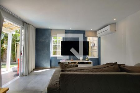 Sala de casa para alugar com 3 quartos, 500m² em Jacarepaguá, Rio de Janeiro