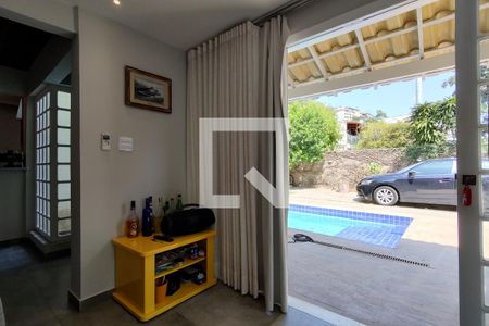 Sala de casa para alugar com 3 quartos, 500m² em Jacarepaguá, Rio de Janeiro