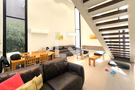 Sala de casa de condomínio para alugar com 3 quartos, 300m² em Marco Leite, Jundiaí