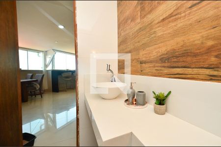 Lavabo de apartamento à venda com 3 quartos, 140m² em Fernão Dias, Belo Horizonte