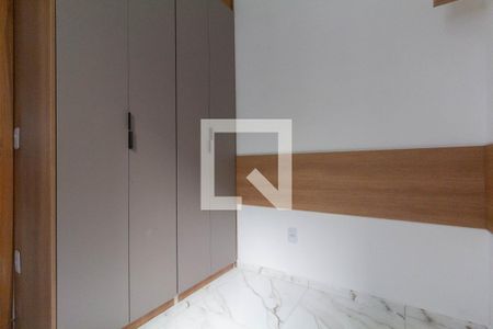 Quarto 1 de apartamento para alugar com 2 quartos, 38m² em Vila Carrão, São Paulo