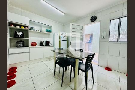 Casa à venda com 3 quartos, 130m² em Jabaquara, São Paulo