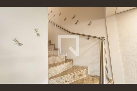 Escada de casa de condomínio à venda com 3 quartos, 170m² em Jardim Shangai, Jundiaí