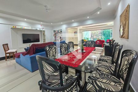 Sala de apartamento para alugar com 3 quartos, 186m² em Barra Funda, Guarujá