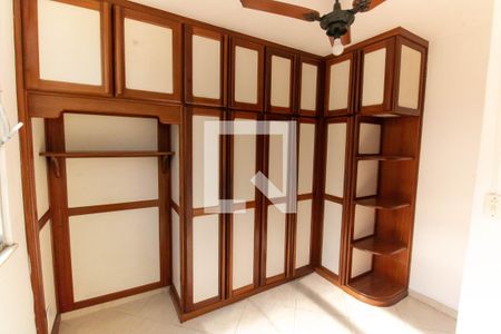 Quarto 1 de apartamento à venda com 2 quartos, 60m² em Largo do Barradas, Niterói