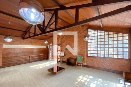 Sala de Estar de casa para alugar com 4 quartos, 537m² em Minas Brasil, Belo Horizonte