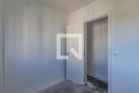 Quarto 2 de apartamento à venda com 3 quartos, 60m² em Cavalhada, Porto Alegre