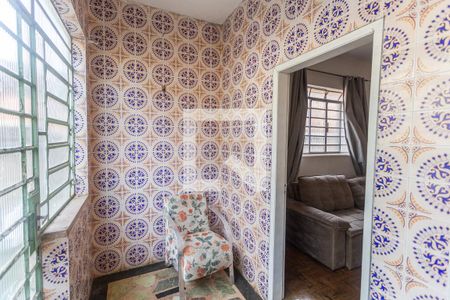 Sala 2 de casa à venda com 3 quartos, 300m² em Esplanada, Belo Horizonte