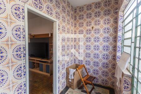 Sala 2 de casa à venda com 3 quartos, 300m² em Esplanada, Belo Horizonte