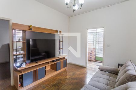 Sala de casa à venda com 3 quartos, 300m² em Esplanada, Belo Horizonte