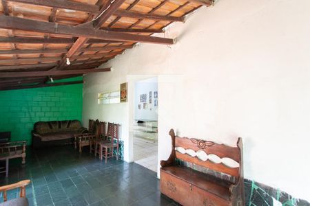 Sala de casa à venda com 2 quartos, 243m² em Jaqueline, Belo Horizonte