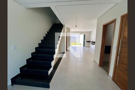 Sala de casa à venda com 4 quartos, 135m² em Vila Augusta, Guarulhos