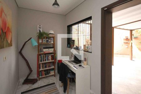 Escritório de casa à venda com 2 quartos, 230m² em Jardim Mimar, São Paulo