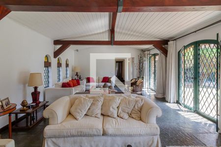 Sala de Estar de casa para alugar com 4 quartos, 450m² em Jardim Guedala, São Paulo