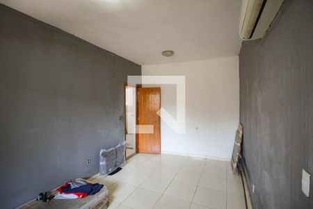 Quarto de casa para alugar com 1 quarto, 60m² em Andrade Araujo, Belford Roxo