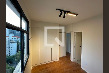 Quarto de apartamento à venda com 4 quartos, 100m² em Savassi, Belo Horizonte
