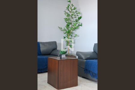 Sala 1 de apartamento para alugar com 4 quartos, 148m² em Guilhermina, Praia Grande