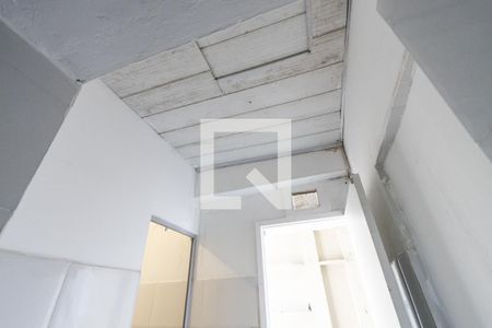 Casa para alugar com 2 quartos, 180m² em Fundos, São Paulo