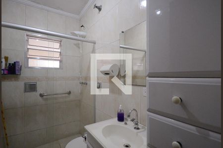 Banheiro de casa à venda com 9 quartos, 400m² em Vila Arapua, São Paulo