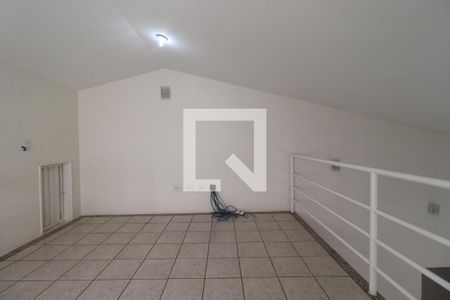 Mezanino de casa para alugar com 3 quartos, 240m² em Ribeirânia, Ribeirão Preto