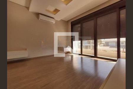 Casa à venda com 4 quartos, 318m² em Swiss Park, Campinas