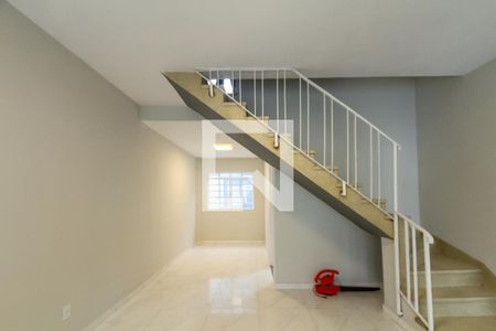 Sala de casa à venda com 2 quartos, 121m² em Vila Vivaldi, São Bernardo do Campo