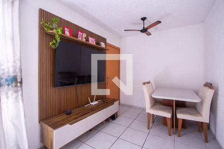Sala de apartamento para alugar com 2 quartos, 48m² em Vila Lage, São Gonçalo