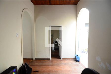 Sala de casa à venda com 2 quartos, 70m² em Estácio, Rio de Janeiro