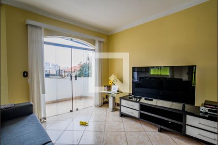 Sala de casa para alugar com 4 quartos, 401m² em Vila Cecilia Maria, Santo André