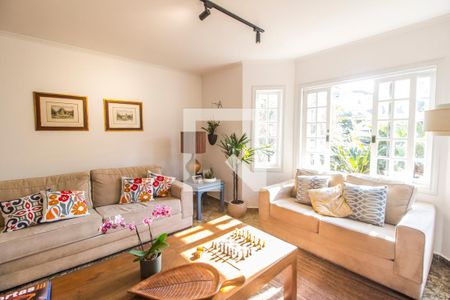 Sala de casa à venda com 4 quartos, 400m² em Alphaville, Santana de Parnaíba