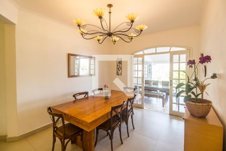 Sala de casa à venda com 4 quartos, 400m² em Alphaville, Santana de Parnaíba