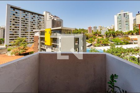 Varanda quarto 2 de casa para alugar com 6 quartos, 427m² em Luxemburgo, Belo Horizonte