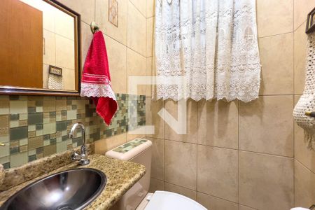 Lavabo de casa para alugar com 4 quartos, 210m² em Vila Independencia, São Paulo