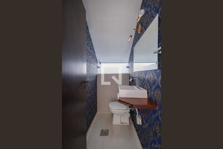 Lavabo de casa para alugar com 3 quartos, 166m² em Centro, Taubaté