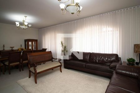 Sala de casa à venda com 4 quartos, 306m² em Vila Milton, Guarulhos