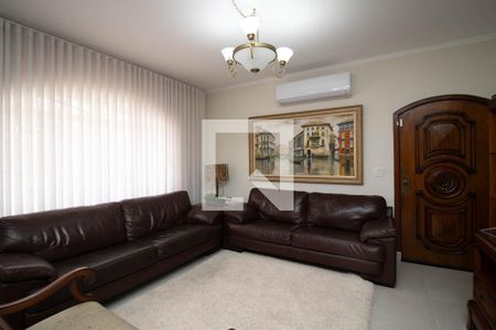 Sala de casa à venda com 4 quartos, 306m² em Vila Milton, Guarulhos