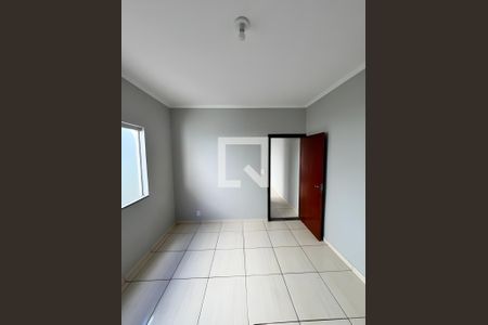 Quarto de casa para alugar com 2 quartos, 55m² em Cinquentenario, Belo Horizonte