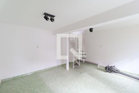 Sala 2 de casa para alugar com 4 quartos, 225m² em Vila Irmaos Arnoni, São Paulo