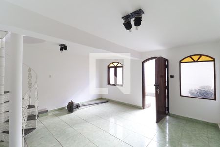 Sala 2 de casa para alugar com 4 quartos, 225m² em Vila Irmaos Arnoni, São Paulo