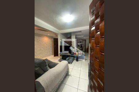 Casa à venda com 3 quartos, 185m² em Conjunto Residencial Pombeva, São Bernardo do Campo