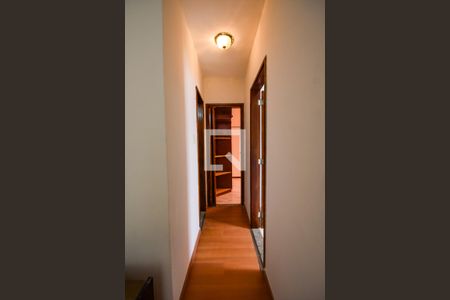 Corredor de apartamento à venda com 2 quartos, 55m² em Del Castilho, Rio de Janeiro