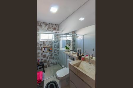 Banheiro da Suíte 1 de casa à venda com 2 quartos, 489m² em Parque Via Norte, Campinas