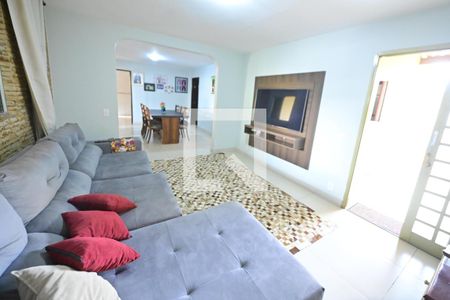 Sala 1 de casa de condomínio para alugar com 4 quartos, 290m² em Jardim Atlantico, Goiânia