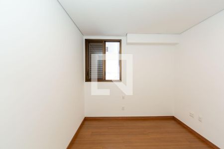 Quarto 1 de apartamento para alugar com 4 quartos, 250m² em Calafate, Belo Horizonte