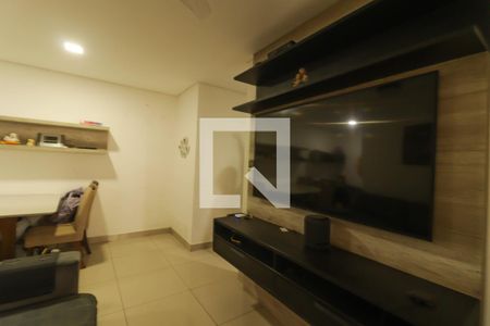 Sala de apartamento à venda com 3 quartos, 76m² em Jardim Ermida I, Jundiaí