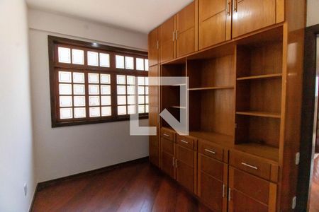 Quarto 1 de casa à venda com 5 quartos, 336m² em Camboinhas, Niterói