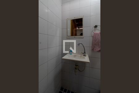 Lavabo de casa de condomínio à venda com 2 quartos, 64m² em Vila Jacuí, São Paulo