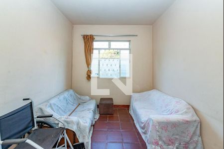 Quarto 1 de casa à venda com 3 quartos, 240m² em Vila Ermelinda, Belo Horizonte