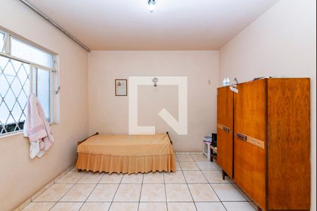 Quarto 2 de casa à venda com 3 quartos, 240m² em Vila Ermelinda, Belo Horizonte