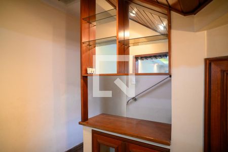 Sala de casa à venda com 3 quartos, 250m² em Vila Vera, São Paulo